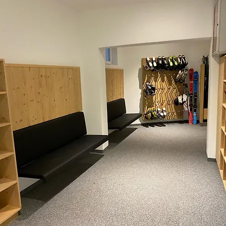 Koller Sapuen By Arosa